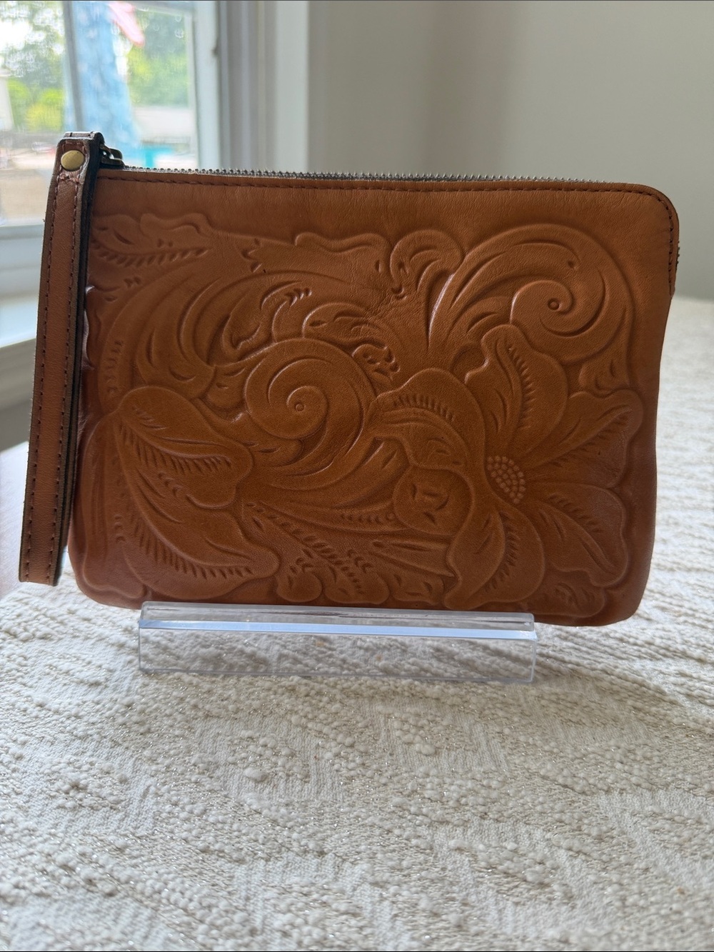 Patricia Nash Cassini Leather Tooled Tan Wristlet Clutch